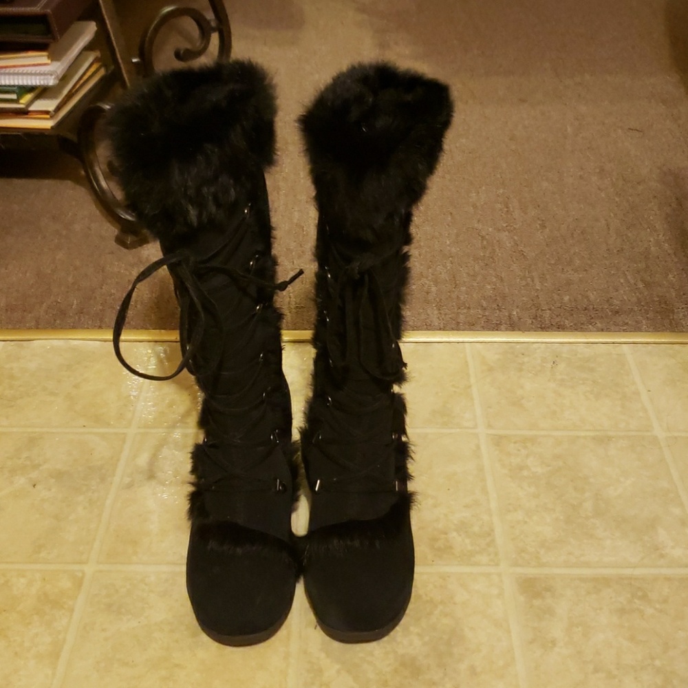 Bearpaw boots